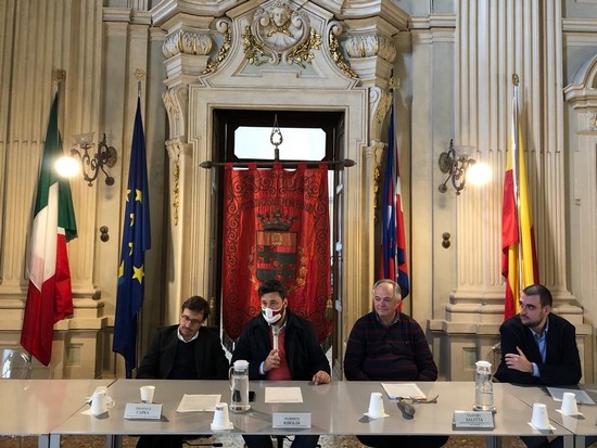 Conferenza stampa enoteca