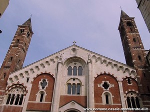 la facciata del duomo