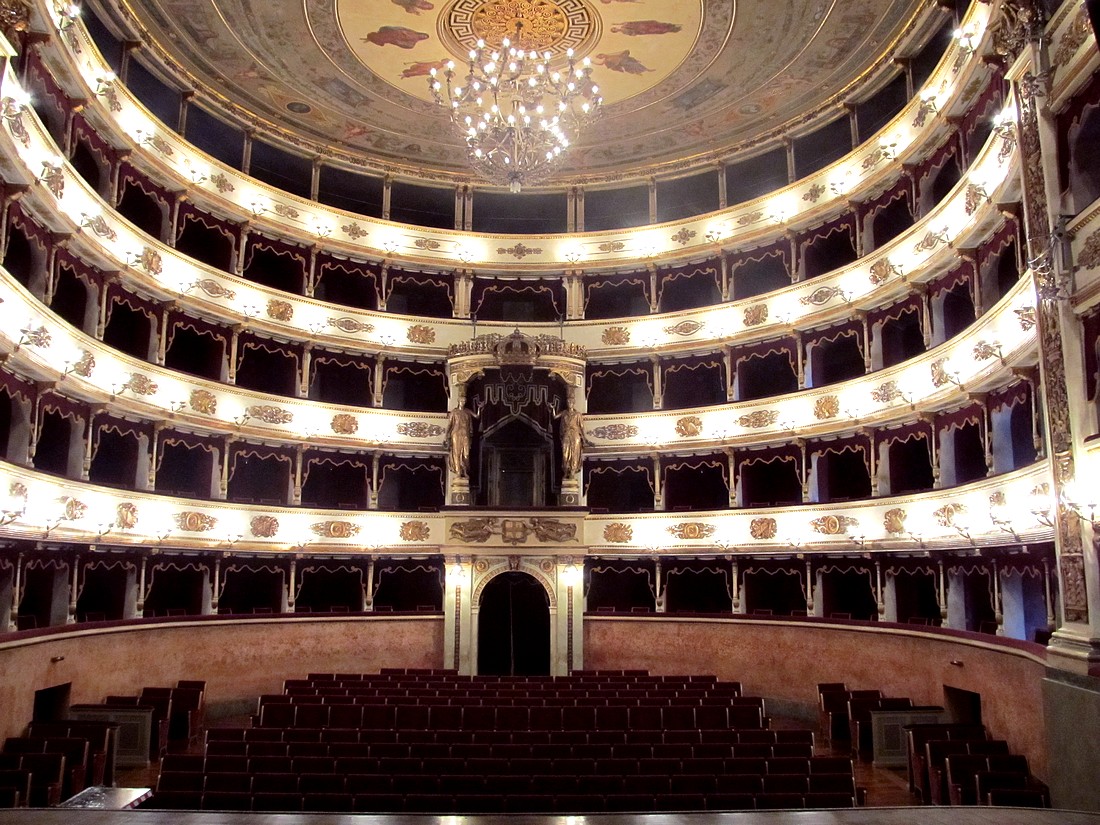 Teatro Municipale - l'interno