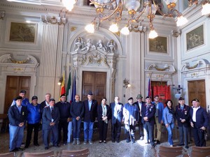 foto di gruppo a fine conferenza stampa