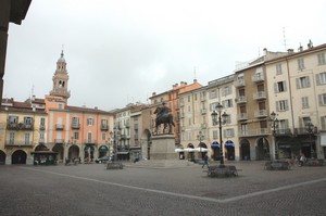 immagine piazza mazzini