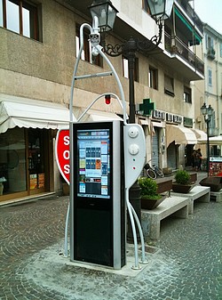 foto di un totem ad Acqui Terme