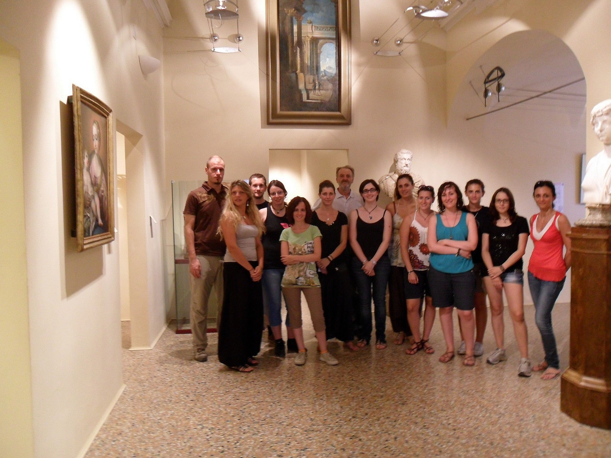 foto di gruppo al museo civico