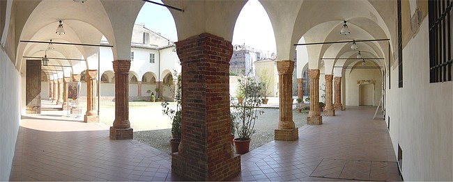 il chiostro di santa croce