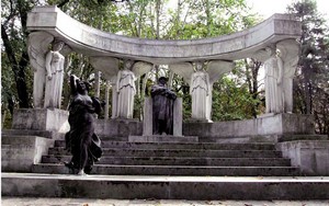 il monumento ai caduti