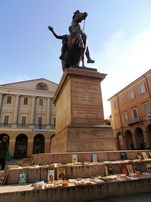 immagine piazza mazzini