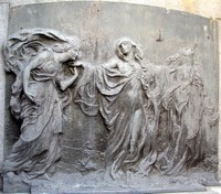 un altorilievo del Bistolfi in una tomba del cimitero di casale monferrato